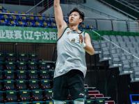 九游娱乐靠谱-包含辽宁男篮备战挑战山西队，全力以赴追求胜利的词条