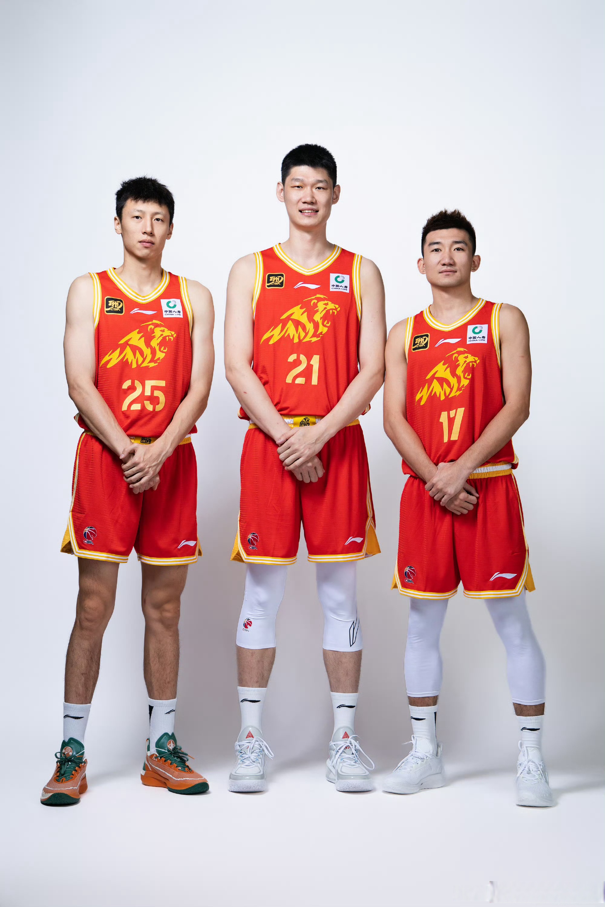 广厦三大核心外援，两人加盟其他球队，布朗极有可能加盟